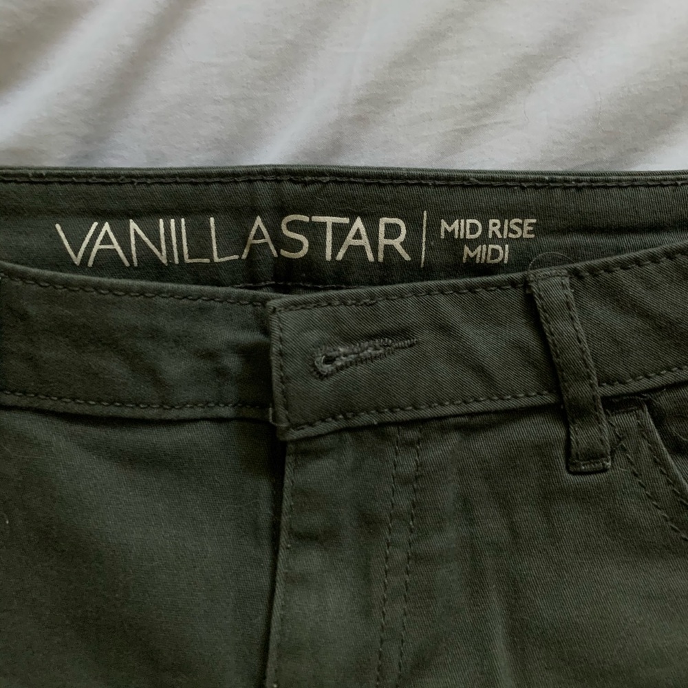 Green Shorts - Picture 4 of 4